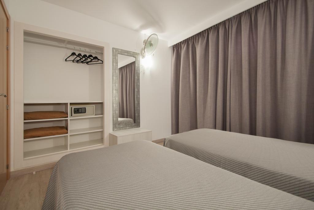 Apartamentos Sol Y Vera Magalluf Rum bild